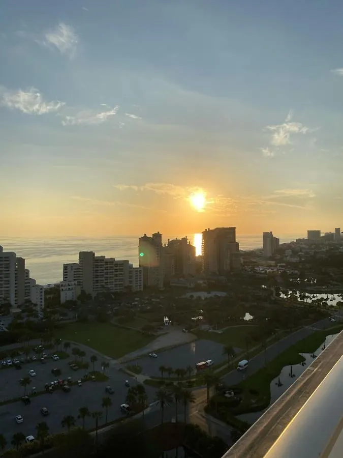 Ocean View Luxurious Condo-Best Location + Balcony Destin Apartament